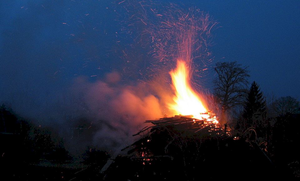 osterfeuer